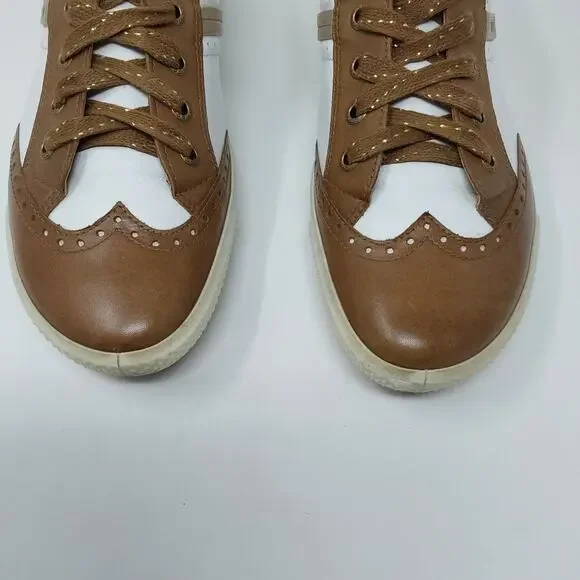 Ecco 40 Size 10.5 Spikeless Womens Golf Shoes Wingtip Brown Leather - Picture 2 of 14